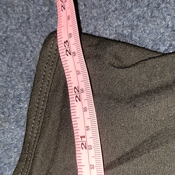 True Vandals Hip Hop Hyspanic Graphic Tank Top - Picture 6 of 7